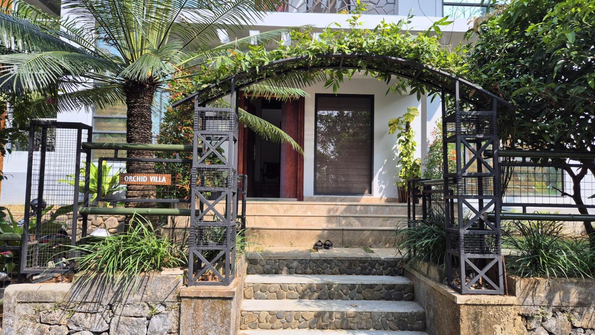 Orchid Villa Pinangode Exterior foto