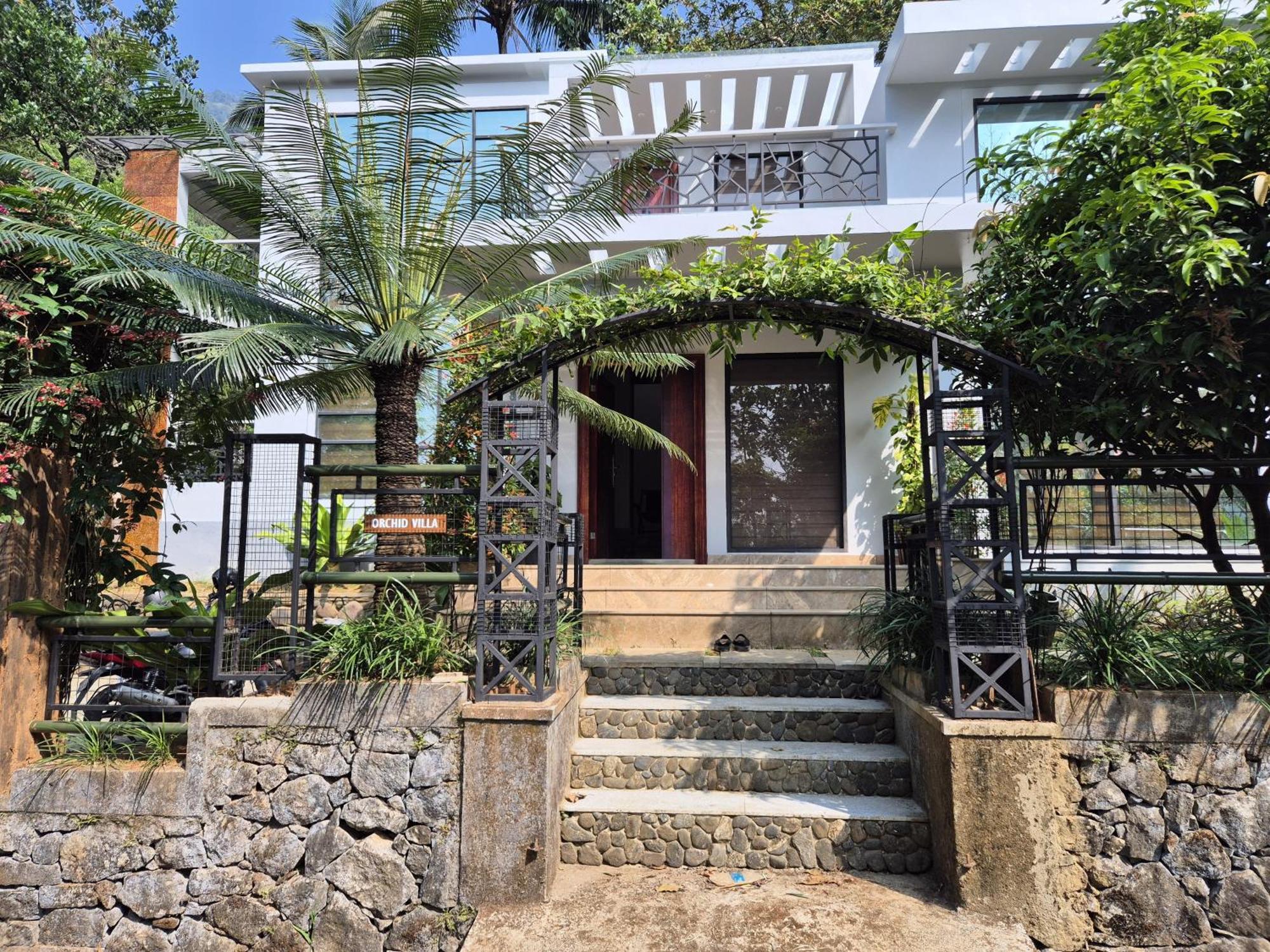 Orchid Villa Pinangode Exterior foto