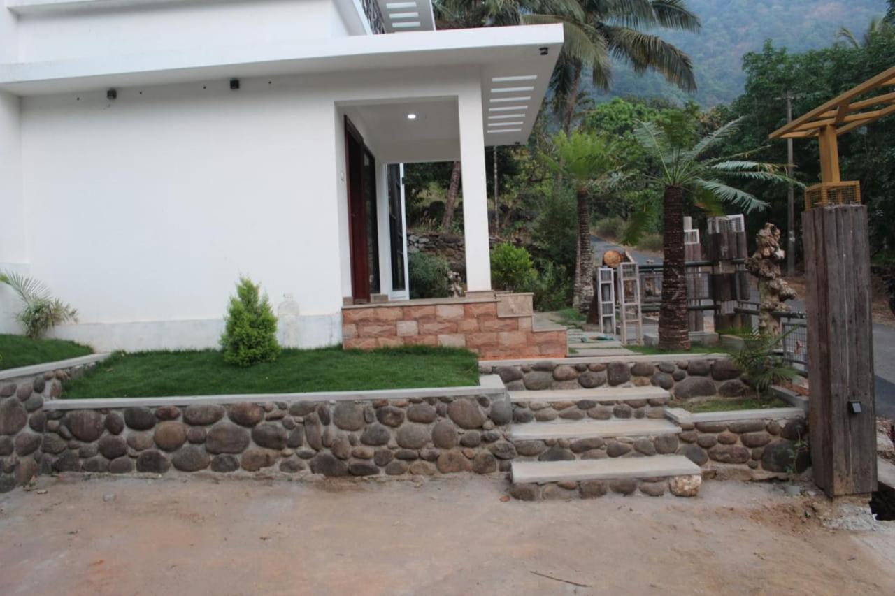 Orchid Villa Pinangode Exterior foto
